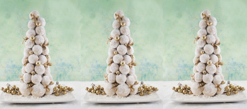 Make a Holiday Centerpiece with Cookies